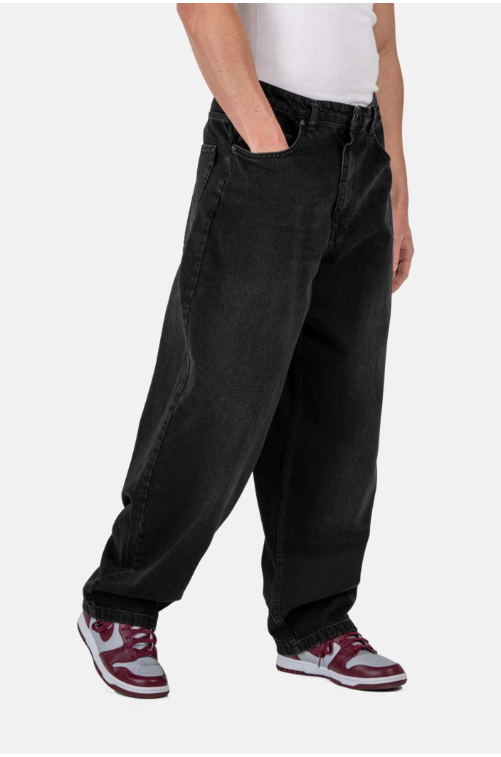 Baggy Black Wash