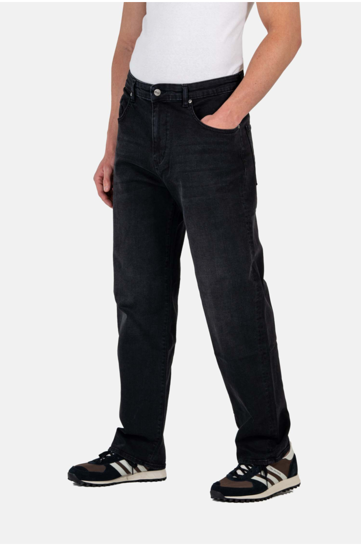 Solid Black Wash