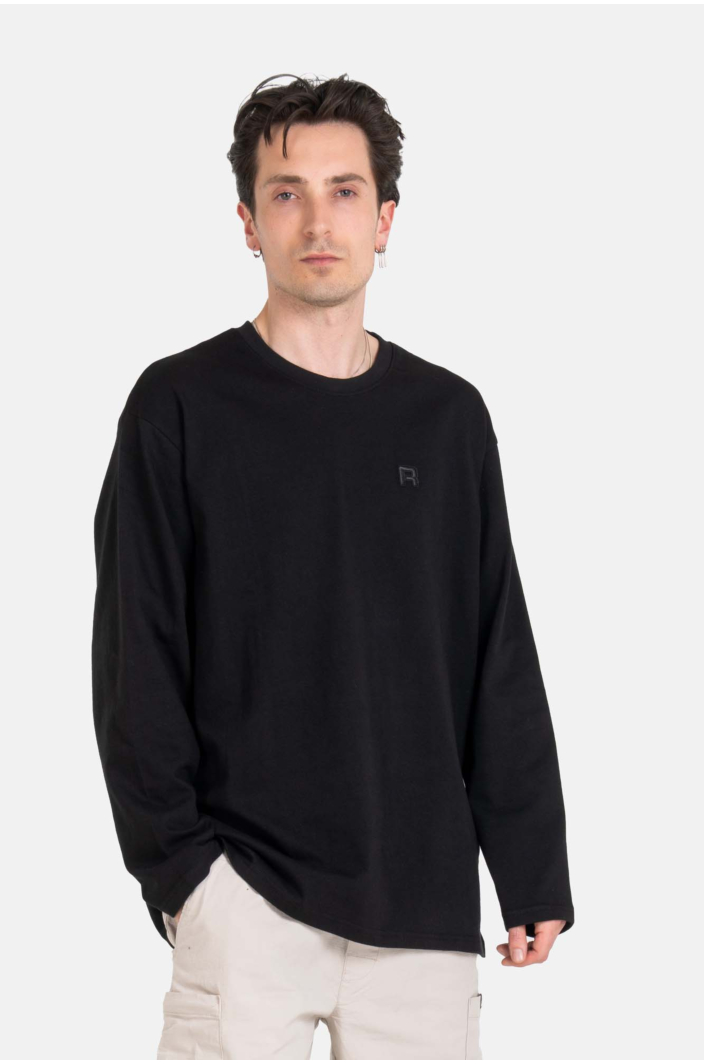 Ease Longsleeve Deep Black