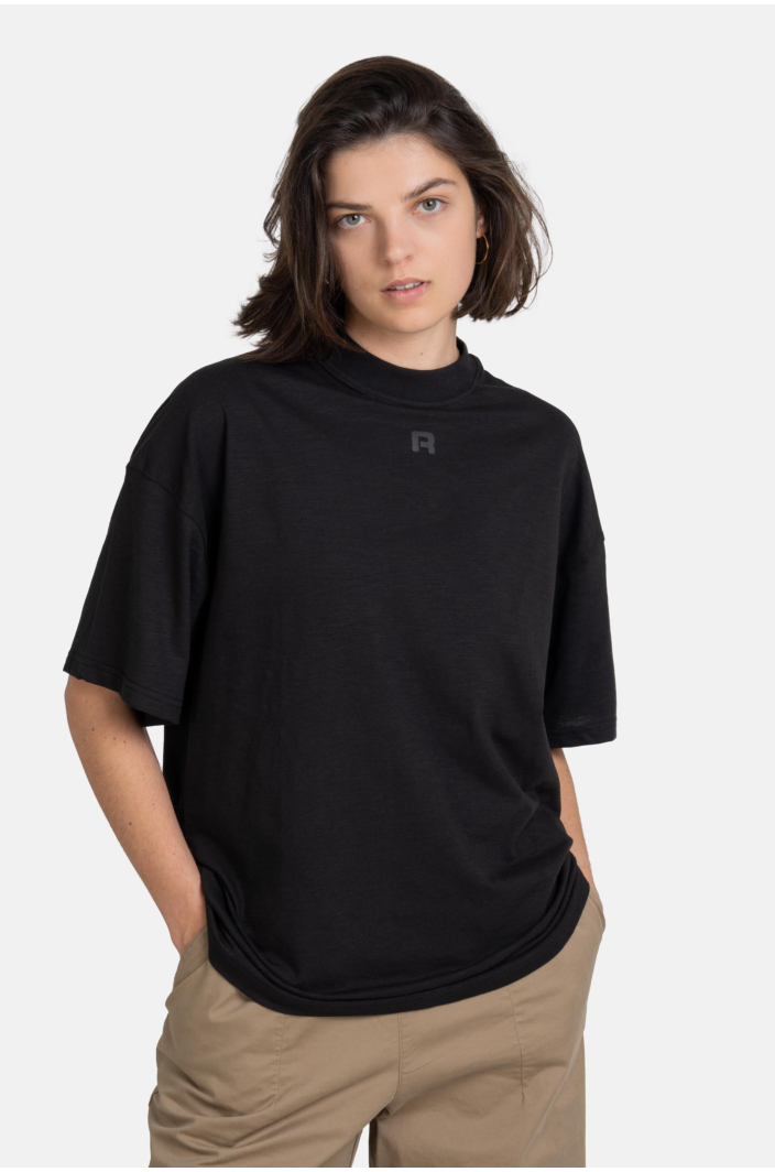 Women Tara T-Shirt Deep Black